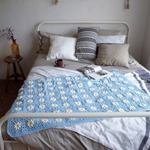 하와이꽃 패턴 파스텔톤 하늘색 뜨개 블랭킷