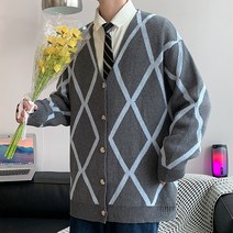 MARKETA 남성용 마름모체크 버튼 가디건
