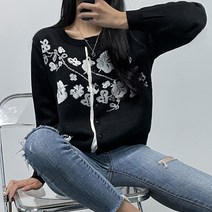 뜨개진 여성용 플라워 자카드 라운드 티아나 가디건