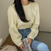 셔링 라운드넥 블라우스