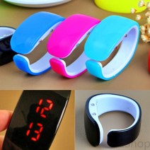 LED 컬러 패션 손목시계 미니포커스시계 시계추천