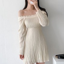 [랜덤플레이] 오프숄더 플리츠 프릴 미니 원피스