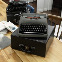 아날로그 영문 수동 타자기 레밍턴 REMINGTON Rand DeLuxe Model 5 Typewriter New Ribbon Case