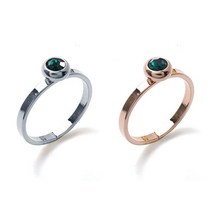 4mm 5월탄생석 에메랄드 오스트리아 정품 스와로브스키 크리스탈 사용 프리반지(2Type)