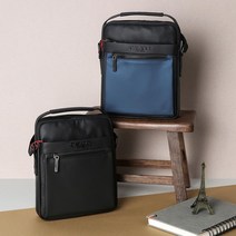 방수 돈수납 장사 노점 사장님 크로스백 중년남성