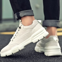 남성 캐주얼한 스니커즈 흰색단화 청바지 슬랙스 코디