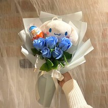로맨틱앤 킨더조이 인형꽃다발 산리오 쿠로미 시나모롤 폼폼푸린 비누꽃 장미 꽃다발, 블루