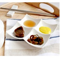 화이트 정사각 4칸나눔접시 도자기 그릇 4단 분할 반찬 안주용 마른안주접시 디저트 플레이팅, 낮은(중) 가로 17cm, 1개