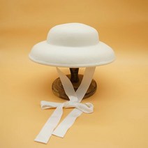 페도라 중절모 모자 새로운 프랑스 빈티지 레이스 업 블랙 화이트 양모 그릇 모자 가 겨울 펠트 장착 Topi 교회 Clo 579eEA3d4