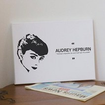 캔버스천데코사각액자33.4×24.2_오드리햅번명언(가로)_홈갤러리액자