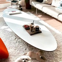 허먼밀러 임스테이블 서핑보드 테이블 고급형, 집회, 하얀 얼굴 통나무 가장자리