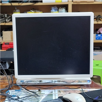 TG LCD 17인치 모니터 부품용 내용참조, 화이트