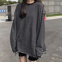 나루니(NARUNI) 블랙스프라이트티셔츠 블랙스프라이트긴팔티 오버핏긴팔티 여성긴팔티 여자긴팔티 티셔츠 여름 가을 루즈핏긴팔티 줄무늬긴팔티 사은품증정