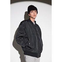 아키클래식 동아쇼핑점 남성 가을 겨울 아우터 빅세일 보온성 좋은 바람막이 후드 블루종 투웨이 MA-1 패딩 점퍼 블랙 AKAKFU10623