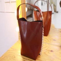 다잇템 [다잇템] 여자 에나멜 분리수납형 클러치 부드러운 빅 포함 숄더백