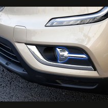 qm6 더뉴qm6 전용 악세사리 실내 실외 용품 튜닝 모음 / 리클라이닝 브라켓 타이어밸브캡 핸들내캐치 윈도우에볼루션 공조기죠그링 트렁크가림막, 8번-안개등커버-크롬