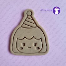 고깔모자 소녀 쿠키커터(1) / 소녀 쿠키커터 / 생일 쿠키커터 /홈베이킹 / 아이싱쿠키 만들기 / 쿠키만들기 / 허니버니 쿠키커터, (C) 7.3 x 8.8 cm