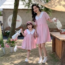 바캉스 가족 패밀리룩 프랑스 인형 칼라 드레스 엄마와 딸 모녀 커플룩 여름 여행 스냅 사진 촬영 스커트