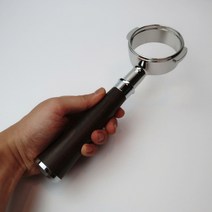 CRM3605 바텀리스 포터필터 58mm E61 포타필터 Gemilai 씨메 커피머신, 2. 블랙 로즈우드 색상(2샷 바스켓 포함)
