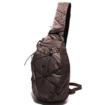CP COMPANY 23SS Nylon B Crossbody Rucksack 14CMAC114A 005269G 365 나일론 렌즈 크로스바디 슬링백