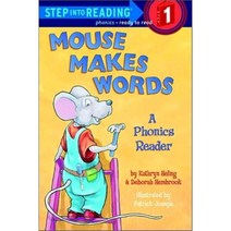 Mouse Makes Words : A Phonics Reader:, Random House