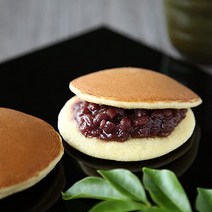 일본 도라야키 단팥빵 오사카 히라카타 명과「아카츠키」도라야키 (오구라안) 8개입 【※손가방 없음】 전통있는 가게 과자 화과자 선물 백중 연말 연하 간단한 공양 발렌타인데이 화이트데