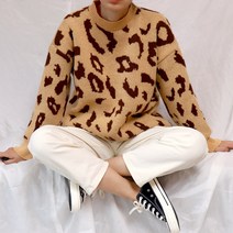 오버핏 라운드넥 레오파드 니트 루즈핏 호피 스웨터