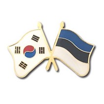 세계각국의 휘날리는 국기교차뺏지(한국-에스토니아)