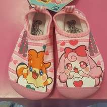 [키즈랜드] 뉴코아인천논현점 무더운 여름 물놀의 필수!! 귀여운 캐릭터 아쿠아슈즈와 함께