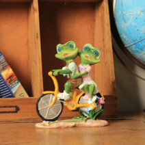 자전거 타는 개구리 커플 카페 개업 선물