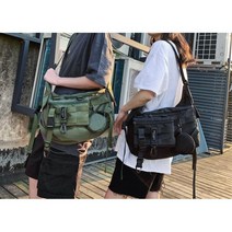 MZ세대용 카고디자인 대형크로스백 데일리가방 아이패드수납 취미생활 도시락가방