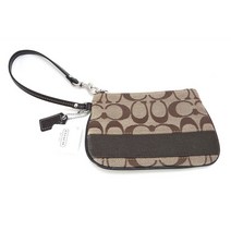 [해외]여자명품코치클러치백가방 COACH Monogram Logo Wristlet Brown Signature Jacquard Clutch Leather Trim NWT