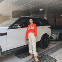 오슈 여성 겨울 간절기 코디 레터링 기모 크롭 맨투맨