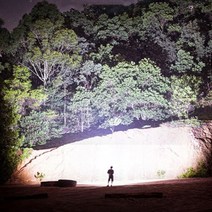 고휘도 LED 충전 랜턴 써치라이트 후레쉬 대용량 손전등 등산 라이트 낚시 작업 감성 캠핑등, 4구손전등 L-S03, 1개