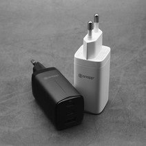 스냅 65W PD충전기 3포트 급속충전 GaN 초고속 충전기, 65W PD충전기 블랙