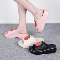 준디자인 5cm 여성 키높이 통굽 딸기 슬리퍼 트임 막힘 굽있는 실내화 아쿠아슈즈 굽높은 사무용 교실 학교 쿠션 물놀이 여름슬리퍼 젤리 신발 외출용 실내용 슈즈