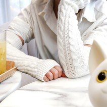 크리에잇투 꽈배기 롱앤롱 니트 반장갑