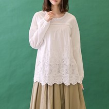 내추럴가든 엔틱 레이스 핀턱 티셔츠