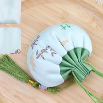 선물 파우치 궁전 향 주머니 중국 스타일 매화 연꽃 패턴 부드러운 술 자동차 매달려 침실 장식 패션 보석 가방 2021 복주머니 외국인친구 사주단자 한지공예, 12 03