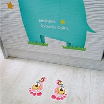 +[플렉스온]+바닥스티커 아기방꾸미기 다용도 발스티커 아이 야광 야광발 팬시 놀이방꾸미기 거실 도인테리어[FLEXON], 짝꿍기린F-166