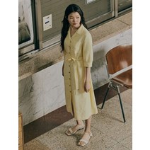 BEAN POLE 오픈 칼라 트렌치 스타일 벨티드 원피스 옐로우 베이지
