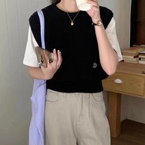 코코블랑 버나드 자수 니트 베스트