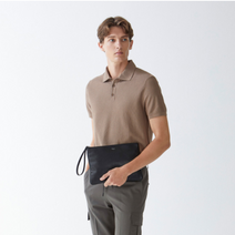 헤지스블랙 가죽 심플 스트랩 클러치백