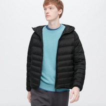 유니클로 남자 경량 패딩 울트라 라이트 다운 블랙 하이넥 초경량 점퍼