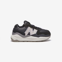 [뉴발란스]뉴발란스 키즈 베이비 운동화 IV5740RS블랙 NKPMCF328B