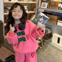 도오빠 하링봉봉 아동 기모 투피스 세트 라운드넥 맨투맨 긴팔 티셔츠 밴딩 바지 조거 팬츠 트레이닝복 뽀글이 자수 포인트 겨울 여아 키즈 주니어 어린이