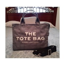 마크 제이콥스 토트백 미디엄 블루 섀도우 레더 토트백