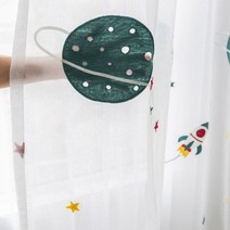 작은방 커튼 여자아이방커튼 아기방커튼 아이방블라인드 만화 우주 수 놓은 보일 침실 거실 깎아 지른 창 럭셔리 얇은 명주 그물