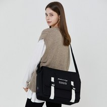 [아이브이서 착용][로아드로아]클랩클랩 크로스 메신저백 (블랙/화이트)