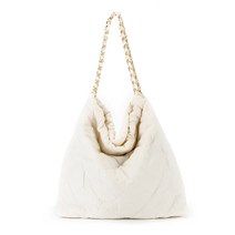 체인장식 누비백